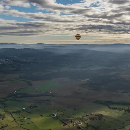 Nogueira מלון 3*