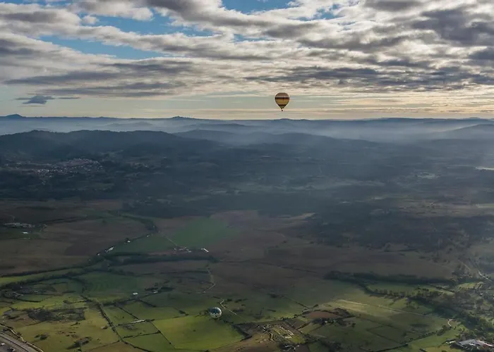 Nogueira מלון 3*